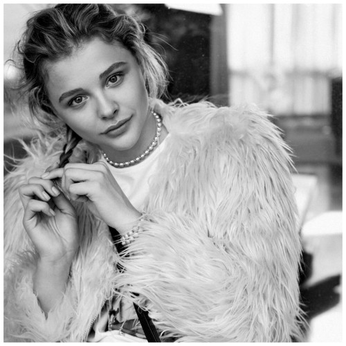 retroadv: Chloë Moretz - Photographed by Mikael JanssonPhotographic Collection 21 […more Images] Bea