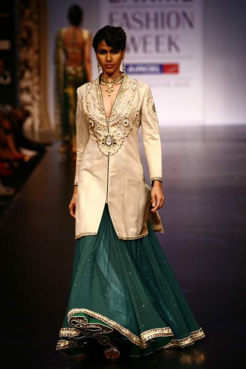 Satya Paul, Fall 2010What the Noldor would wear