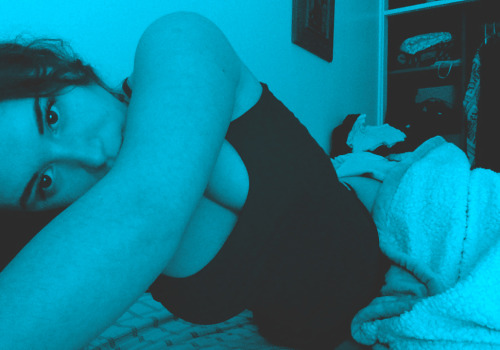 uoa:  ro-jas:  those:  uoa:  im a hoe but honestly i have the cutest butt  tw ass  This took years off my life, I’mabout to beat my grandma’s ass as an offering to let me be her man.  bye