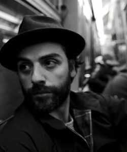 wakandasprincess:Oscar Isaac - Switchable CityI catch your breath I hold it in my weakening hands