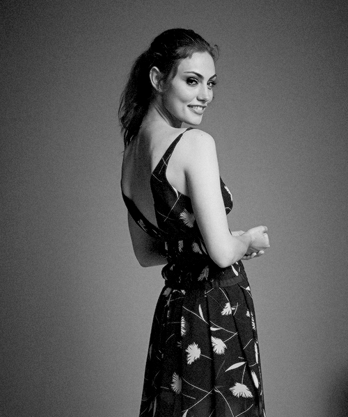 emiliaclarke:  Phoebe Tonkin photographed by MJ Kim at SDCC - July 26, 2014 