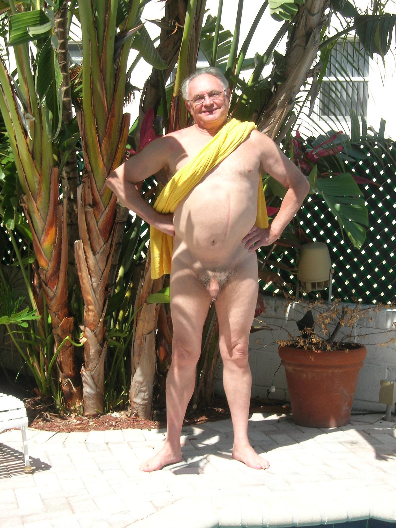 jojopal07:  Sexy daddy 