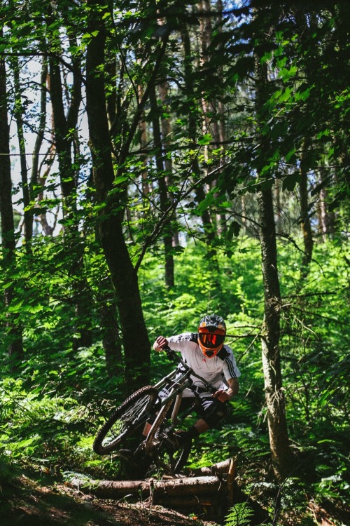 jamesgood142: That 1d3 * 70-200 flow