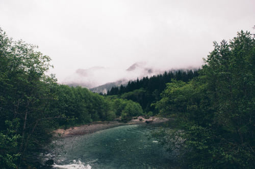 samelkinsphoto:Hiked around the Snoqualmie Pass today.