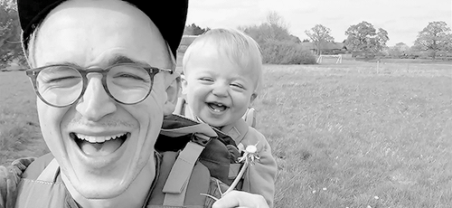 dailymcfly: this is why being a dad is awesome