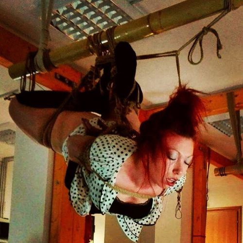 sirdoubleesse:#semenawa #ropespace #asanawa #bunny #rigger #rope #ropes #kinbaku #bondage #shibari #tie #kinbakuluxuria #torino (presso Turin, Italy)