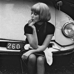 theimpossiblecool:  “One thing you have to give up is attaching importance to what people see in you.”Jeanne Moreau.