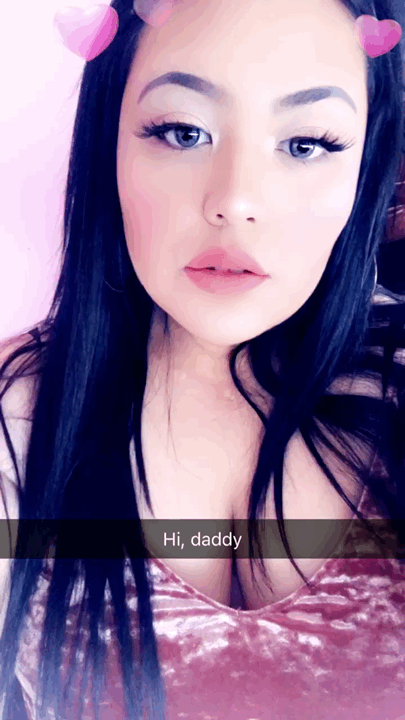 favoritelatina:  kawaiininjacat:  favoritelatina:  👐🏼  My crush💕😩👌🏽