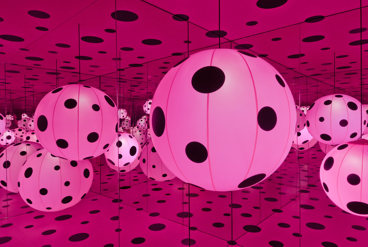 yayoi kusama polka dots