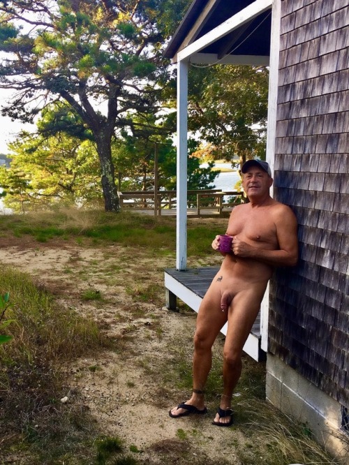 blkfshcrk-naturist:10.11.17 Thank you for your submission! Always a great way to wake up!!! <br /> Share your sensual naked coffee selfies with me for reposting.  <br />Live naked & enjoy your morning java!