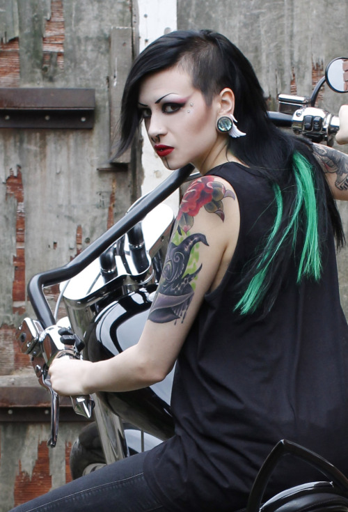 kathy-alexa:  gore-couture:  More than just a shoot for my corsets <3 You can read about it here:  http://www.gore-couture.com/baphomet-the-beast-and-the-beauty/ Model/Styling: Kathy Alexa Corset/Photography: Gore Couture  Awesome corsets. Awesome