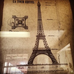 thebrunettethatneverslept:  #Blueprints #EiffelTower 