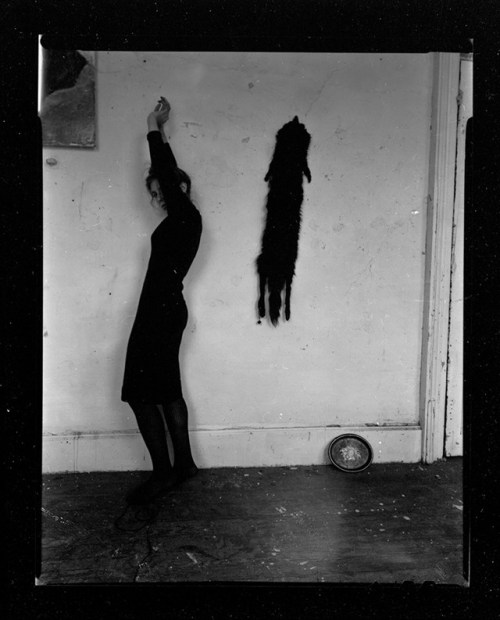 habitantes-oazj: PH - Francesca Woodman - Untitled, New York, 1979-1980 