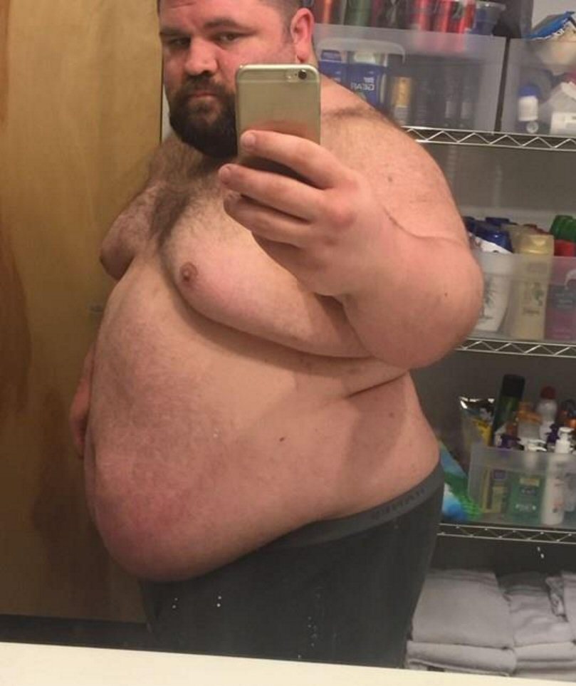 xtubegene:  xtubegene:  mikebigbear:  Perfect  Ronnie is such a beautiful man.  I