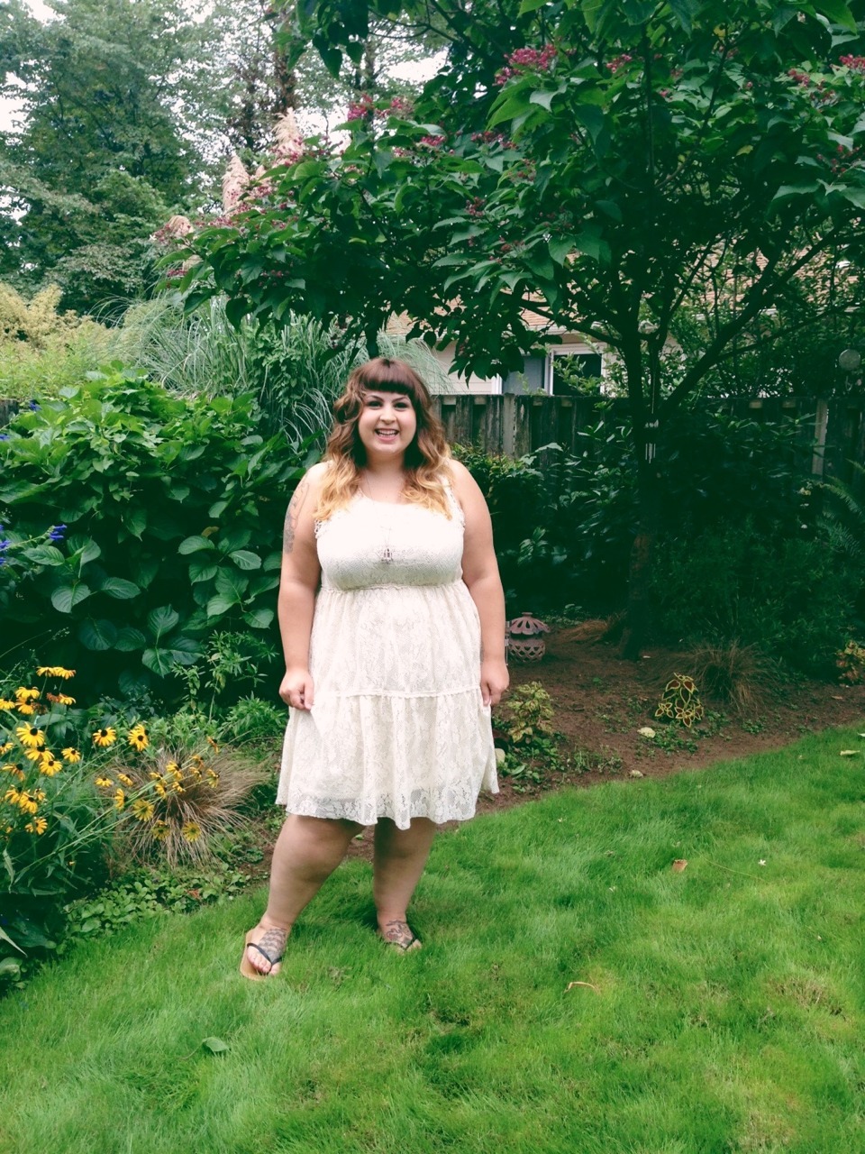 girlinabearsuit:  OOTD: Birthday Day/garden party It’s mah birthday. I’m 25.