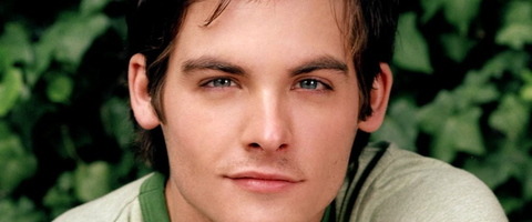 mythie:  Wishing Kevin Zegers all the best for his 32nd Birthday! 