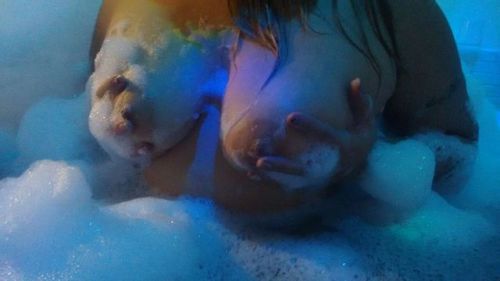 motelzinhooo so falto um casal ou um solteiro junto com noixx