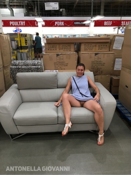 antonella-giovanni-xxx-pics:Antonella Giovanni flashing pussy in Costco