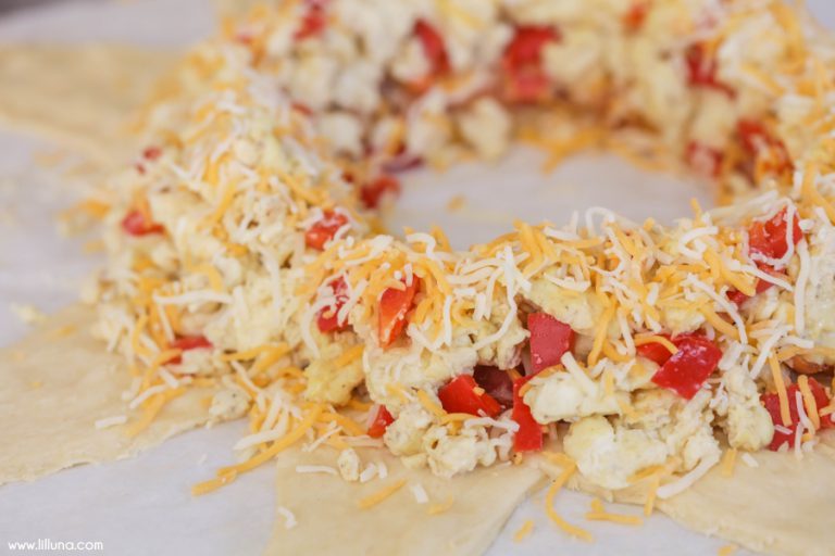 foodffs:  Breakfast Ring Really nice recipes. Every hour. Show me what you cooked!
