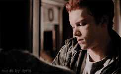 GifSet Cameron Monaghan In Shameless 5x10 (1).