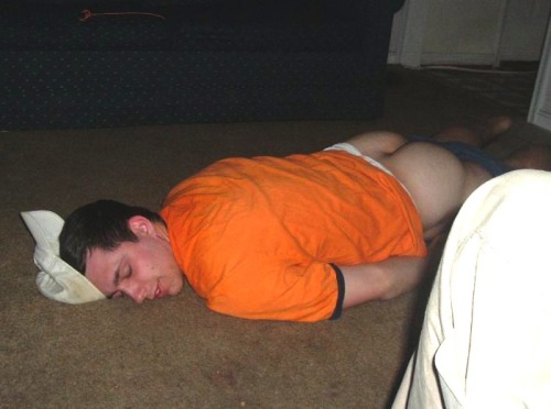 Peter passed out with his pants downFrom linzy413b on webshots