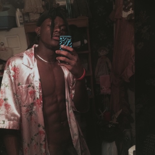 javonnie:  Nasty Hour 💕