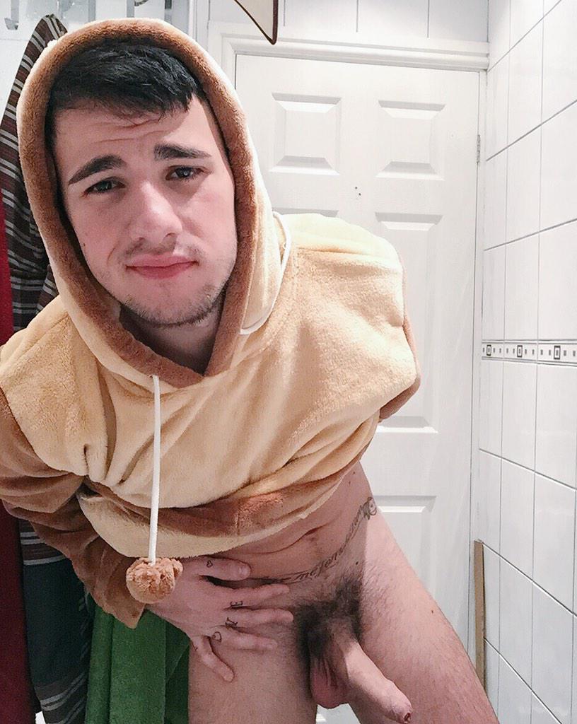 colungafrank:  Izan Loren twitter pics