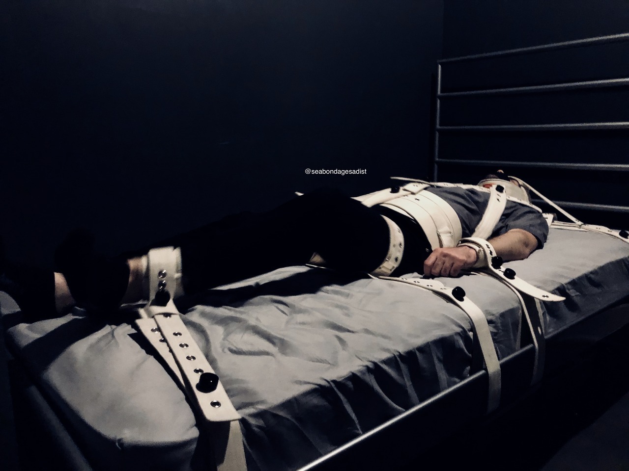 wrappedtightsr: seabondagesadist:  Yet more fun with my beloved Segufix…  This