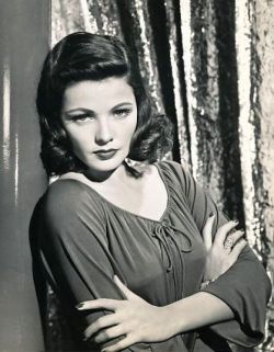  Gene Tierney 