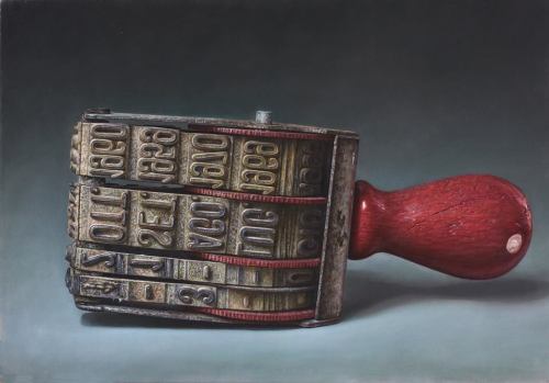 crossconnectmag:  Hyperrealistic Paintings by Gioacchino Passini   Gioacchino Passini born 1956 in Fanano (Modena) is an Italian painter and violinist. He hald is first one-man exhibition in his hometown, when he was 17. Over time, he continued to exhibit