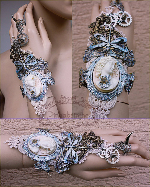 kit-replica:fangirltothefullest:littlemoongoddess:ccato28:Clothing and designs by Pinkabsinthei&rsqu