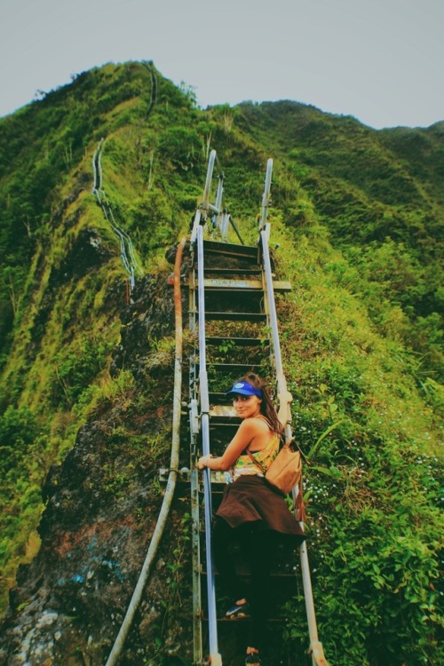Stairway to Heaven Hike || Oahu, Hawaii