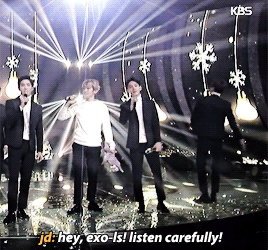 ohhsenshine:  chen dedicating his lines to exo-ls ft. sukai modifying the lyrics