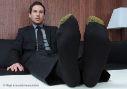 malesoxlover:Love the black dress socks!