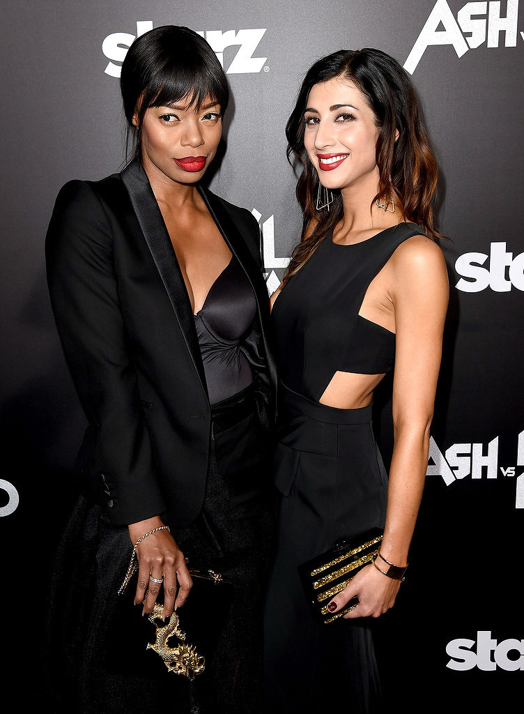 soph-okonedo:    Jill Marie Jones and Dana deLorenzo arrive at the premiere of STARZ’s