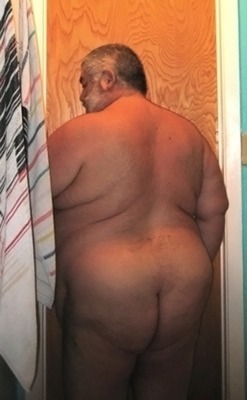 dustie321:  Baby got back ; ) very hot.