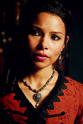 amunetblack:jessica parker kennedy in black sails → 86/?