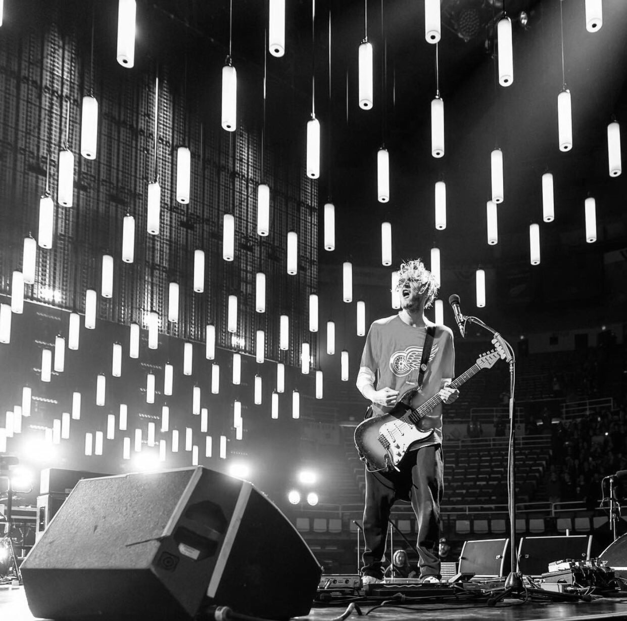 rhcp-blackandwhite:  The Getaway Era - The Getaway World Tour, Joe Louis Arena, Detroit,