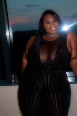 curvynshit:  If it ain’t black it ain’t