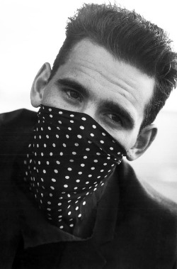 mabellonghetti: Matt Dillon photoraphed by Bob Frame, 1989