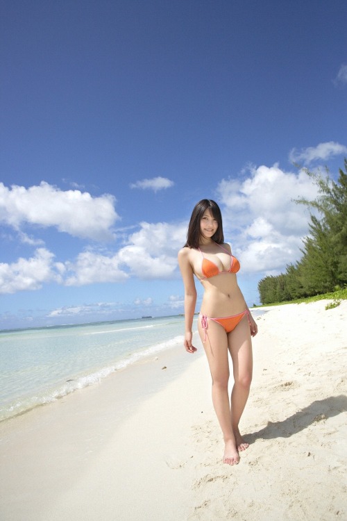 Bikini Goddess - Asuka Kishi (岸明日香) 