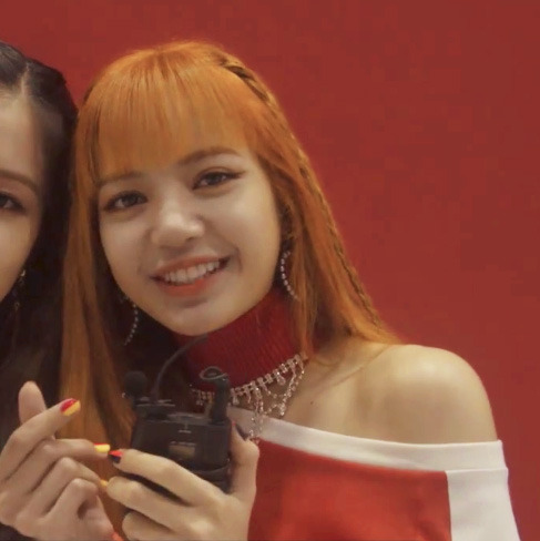 firewoseoks - chaelisa matching packs - reblog or like if you...