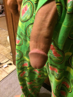 bigpenisboys:  bigpenisboys.tumblr.com