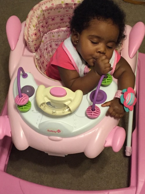 plotprincessss:  hersheywrites:  singleaddone:  “I don’t know about ya’ll but I’m gonna take this nap” #sleepysoph  *tears* Tumblr is no good for my baby fever.   Mine too