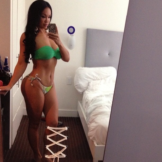 allthickwomen:  Dana Lee