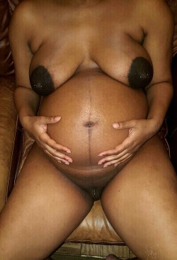 Maternity Nudes