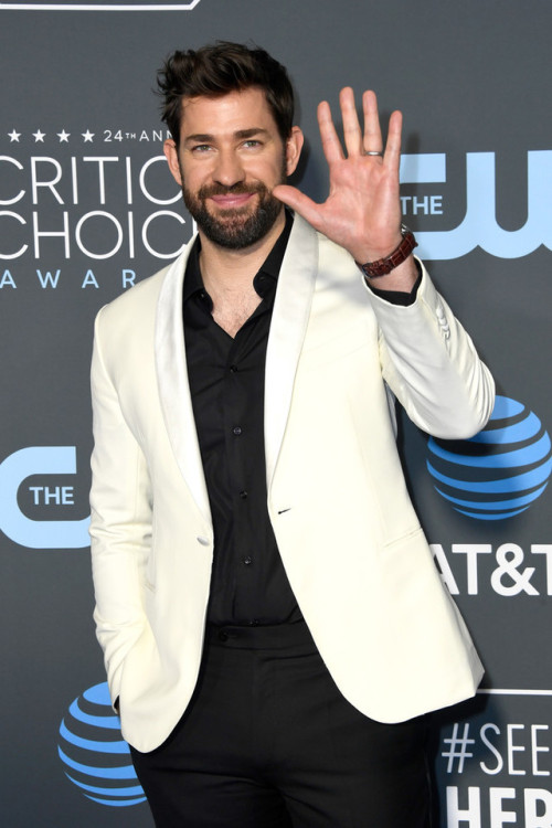 fuertecito:John Krasinski at the Critics’ Choice Awards 2019