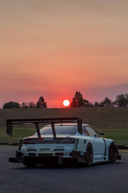 camber:   Nissan Silvia S15. 