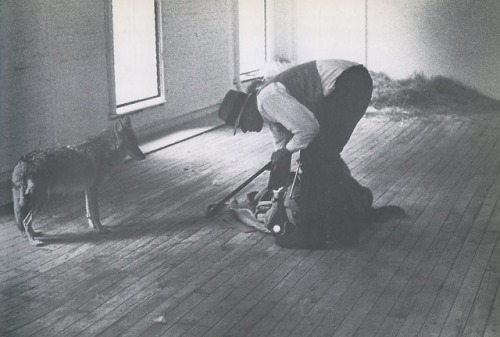 Joseph Beuys. I Like America and America Likes Me, 1974. Photo documentation by Caroline Tisdall.