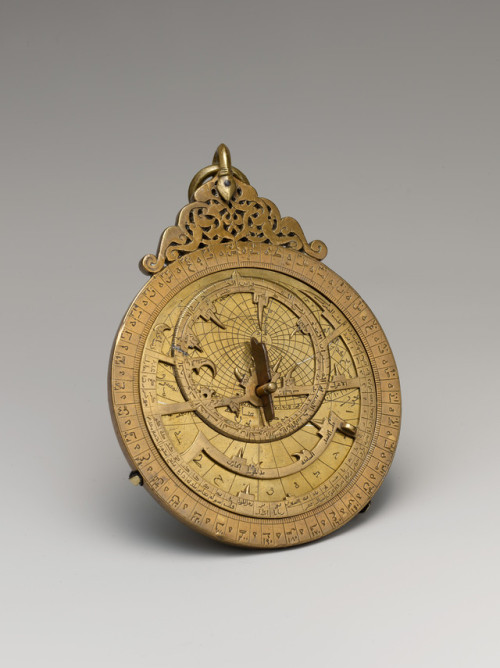 Astrolabe of ‘Umar ibn Yusuf ibn ‘Umar ibn ‘Ali ibn Rasul al-Muzaffari by ‘U